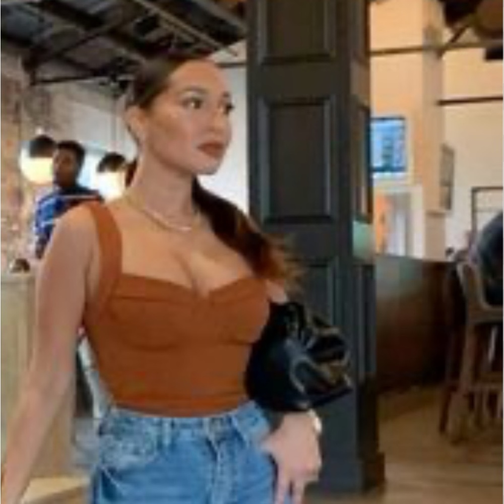 Meet your Posher, Christine